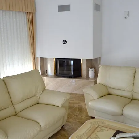 Ulica Prezida Xxii Villa